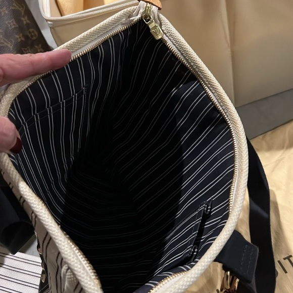 Louis Vuitton Antigua Cabas MM Tote Bag Navy Stripe - Picture 6 of 11